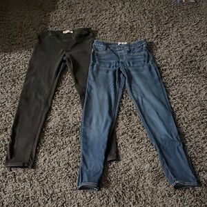 2 pack Levi jeggings sets on sale!!